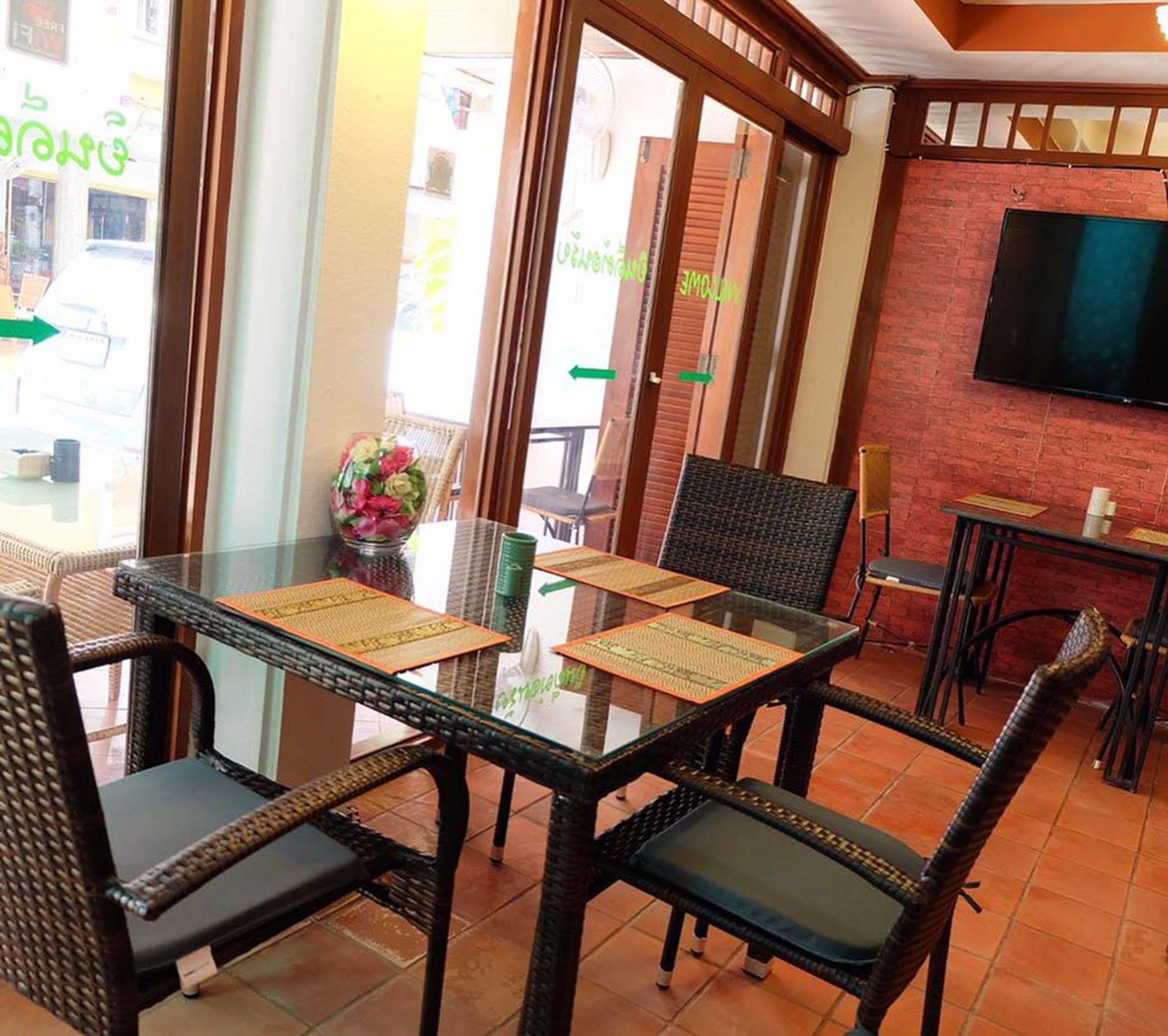 Kaneng Guesthouse Hua Hin Exterior photo