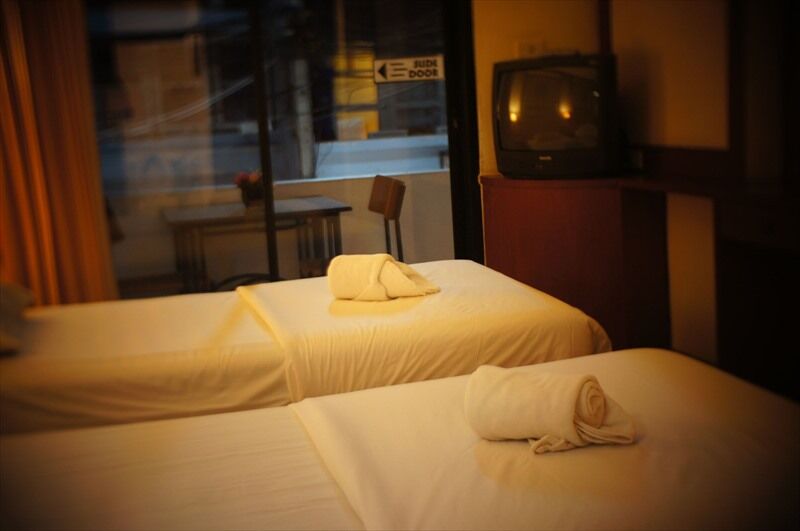 Kaneng Guesthouse Hua Hin Exterior photo